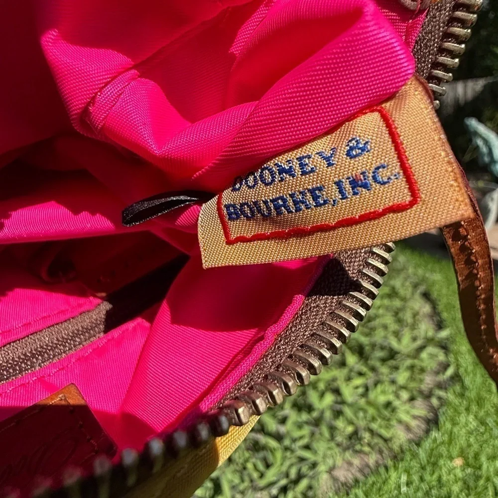 ▶️ Dooney & Bourke ◀️ Mustard Gold / Yellow Camden nylon hobo bag